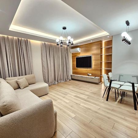 Miku Apartment-Modern 2Bedroom In Prime Location Тирана Екстер'єр фото
